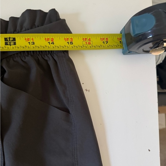 Athleta Skyline Short II Tie Waist Women’s Black Size 4 - Picture 12 of 13